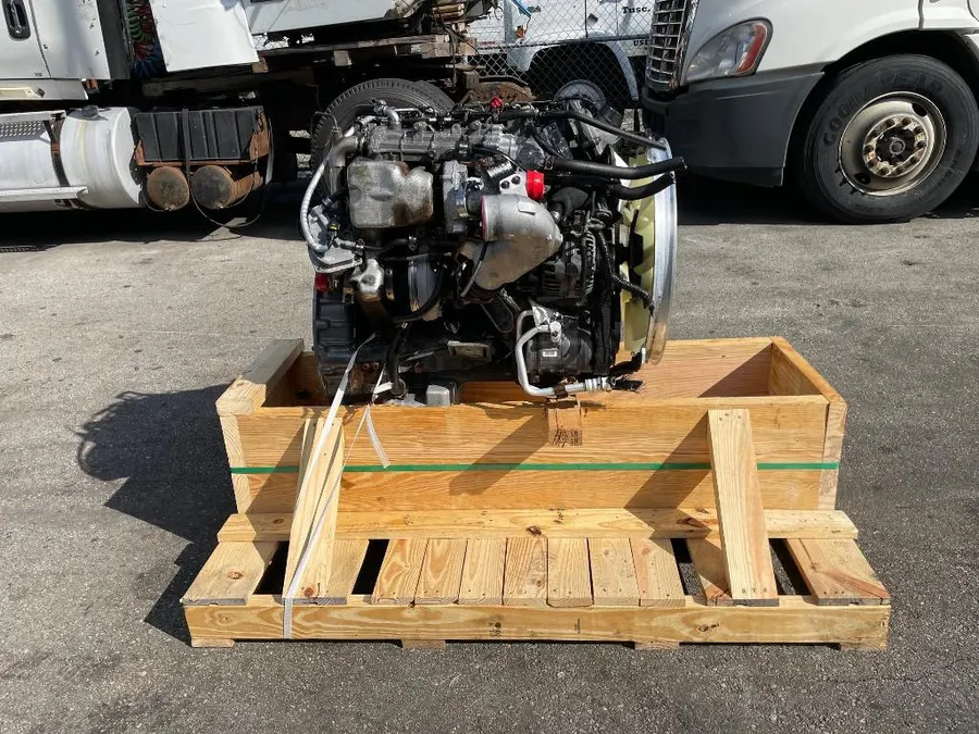 2011 MITSUBISHI F1C 3.0L ENGINE product image