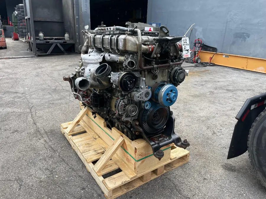 2018 DETROIT DD15 ENGINE product image