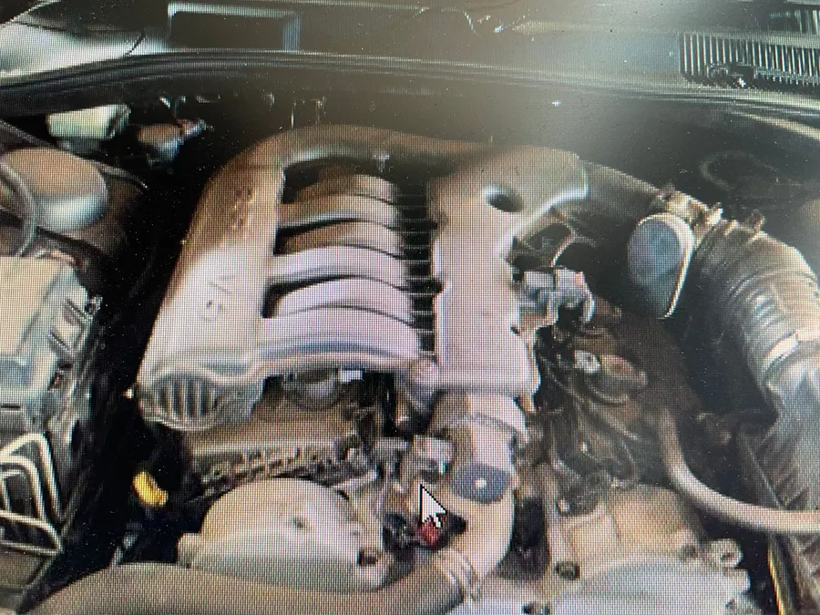 CHRYSLER 300C V6 product image