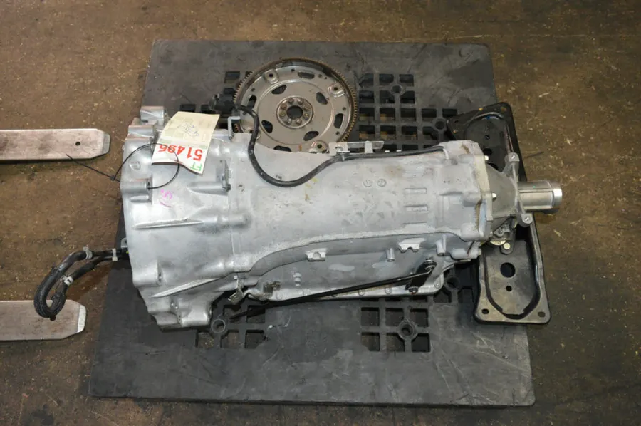 INFINITI Q50 3.0L TURBO ROT SPORT RWD 7-GANG-AUTOMATIKGETRIEBE product image