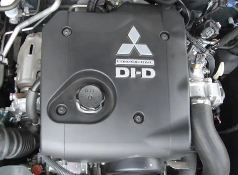 MITSUBISHI 4M41 ENGINE product image