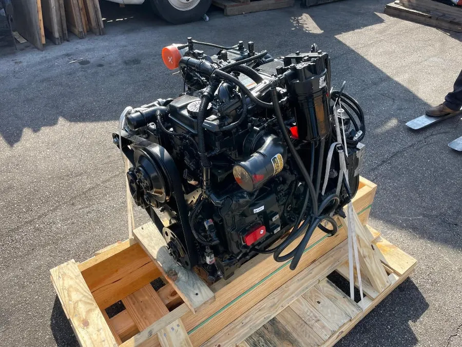 NEW 2015 CUMMINS QSB4.5 ENGINE product image