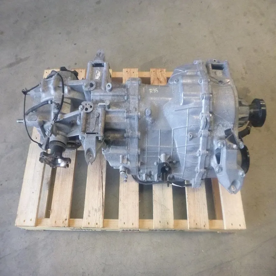Nissan R35 GTR GT-R VR38DETT 6 Speed Dual Clutch Transmission Gearbox GR6 J062 product image
