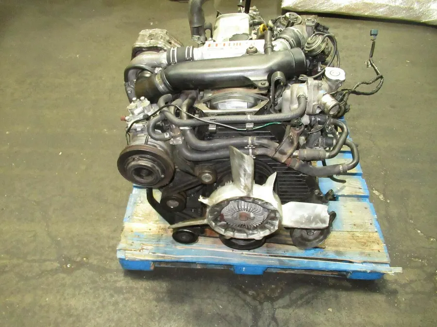 TOYOTA HILUX 2L-TE TURBO DIESEL ENGINE 4X4 MANUAL TRANSMISSION 2.4L 2L TURBO product image