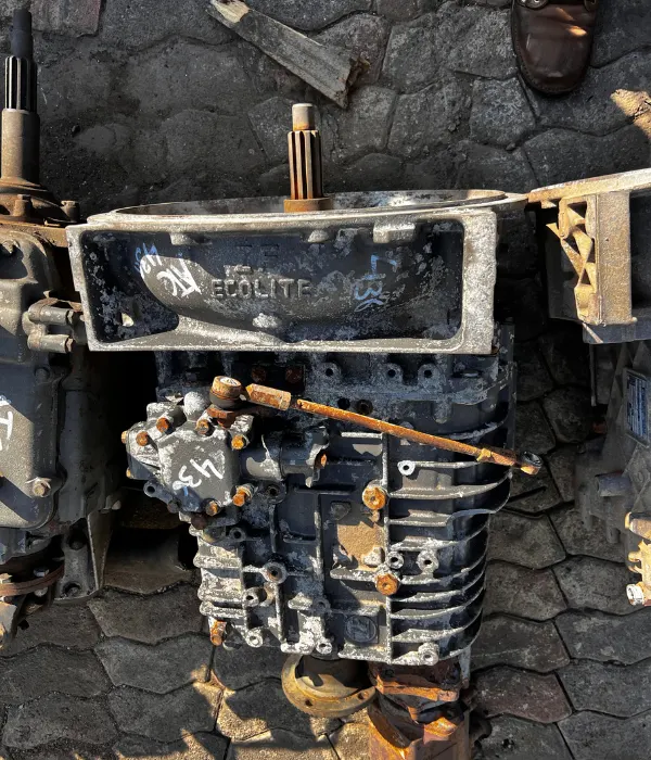 ZF 6S850 GEARBOX product image
