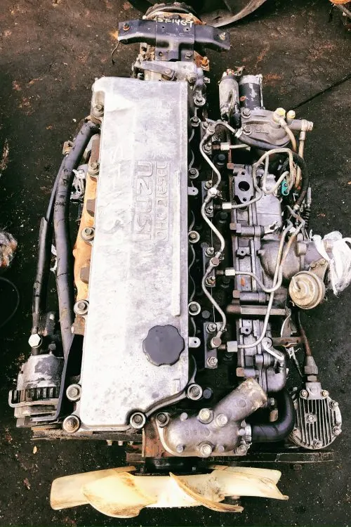ISUZU 4HE1 ENGINE AND GEARBOX product image