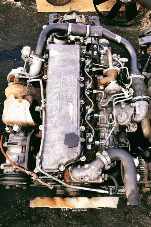ISUZU 4HG1 ENGINE AND GEARBOX product image