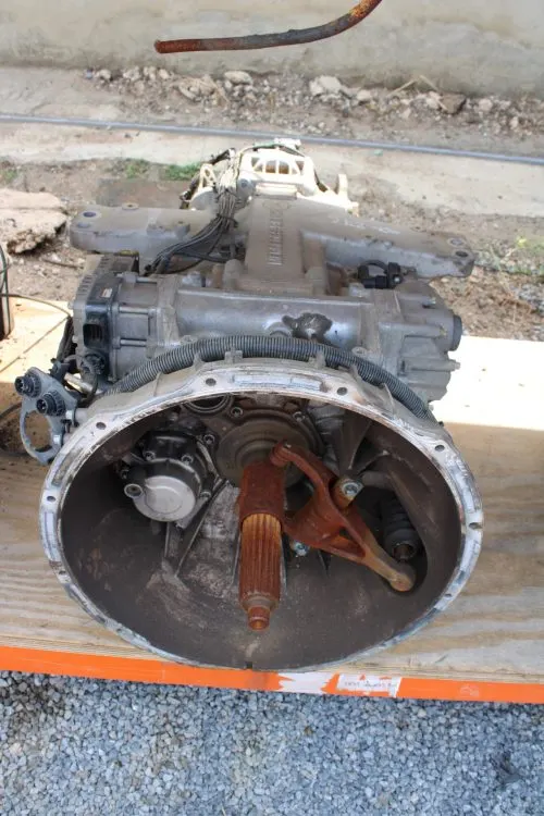 M/BENZ G-330 GEARBOX product image