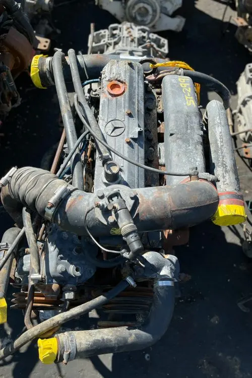 M/BENZ OM366 L.A ENGINE AND GEARBOX product image