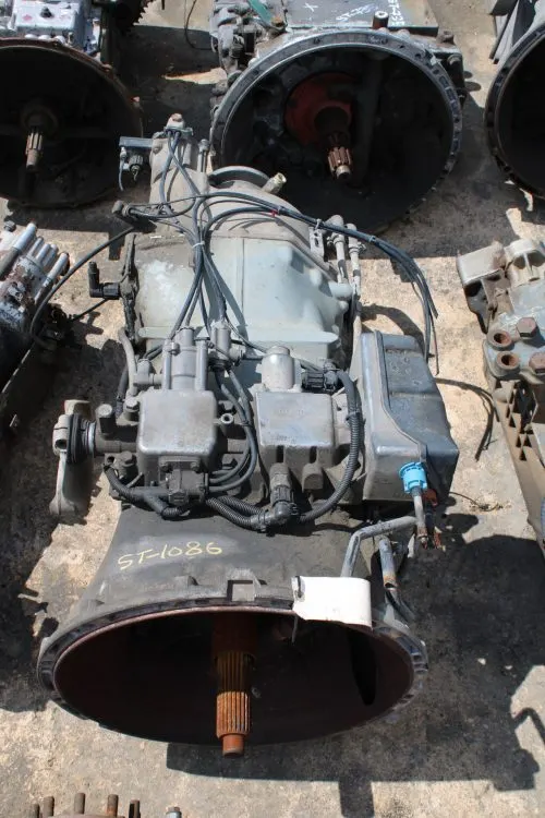 VOLVO VT-2214 GEARBOX product image