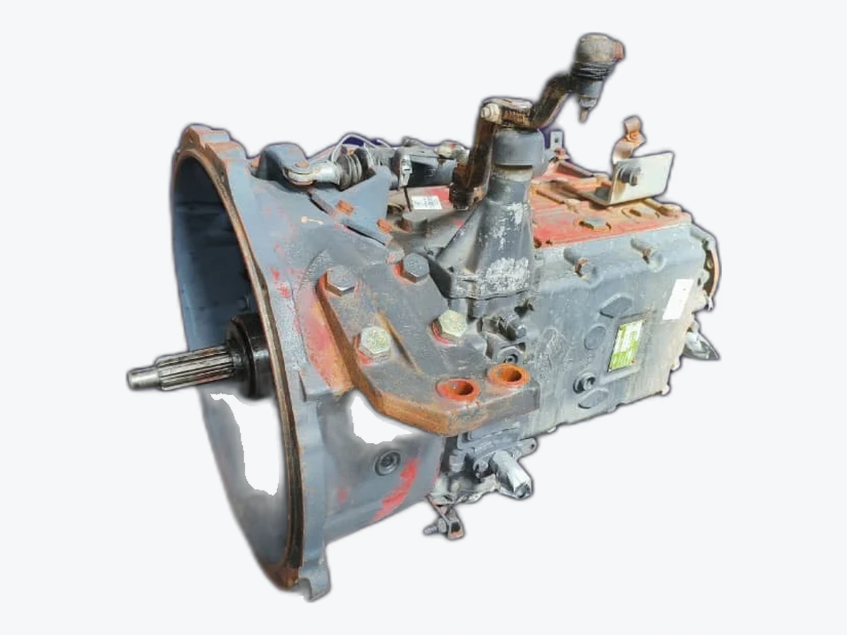 ZF S6-90 Gearbox – Heavy-Duty 6-Speed Manual Transmission reference photo